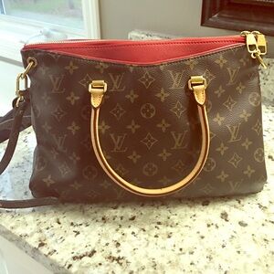 COPY - Louis Vuitton Pallas